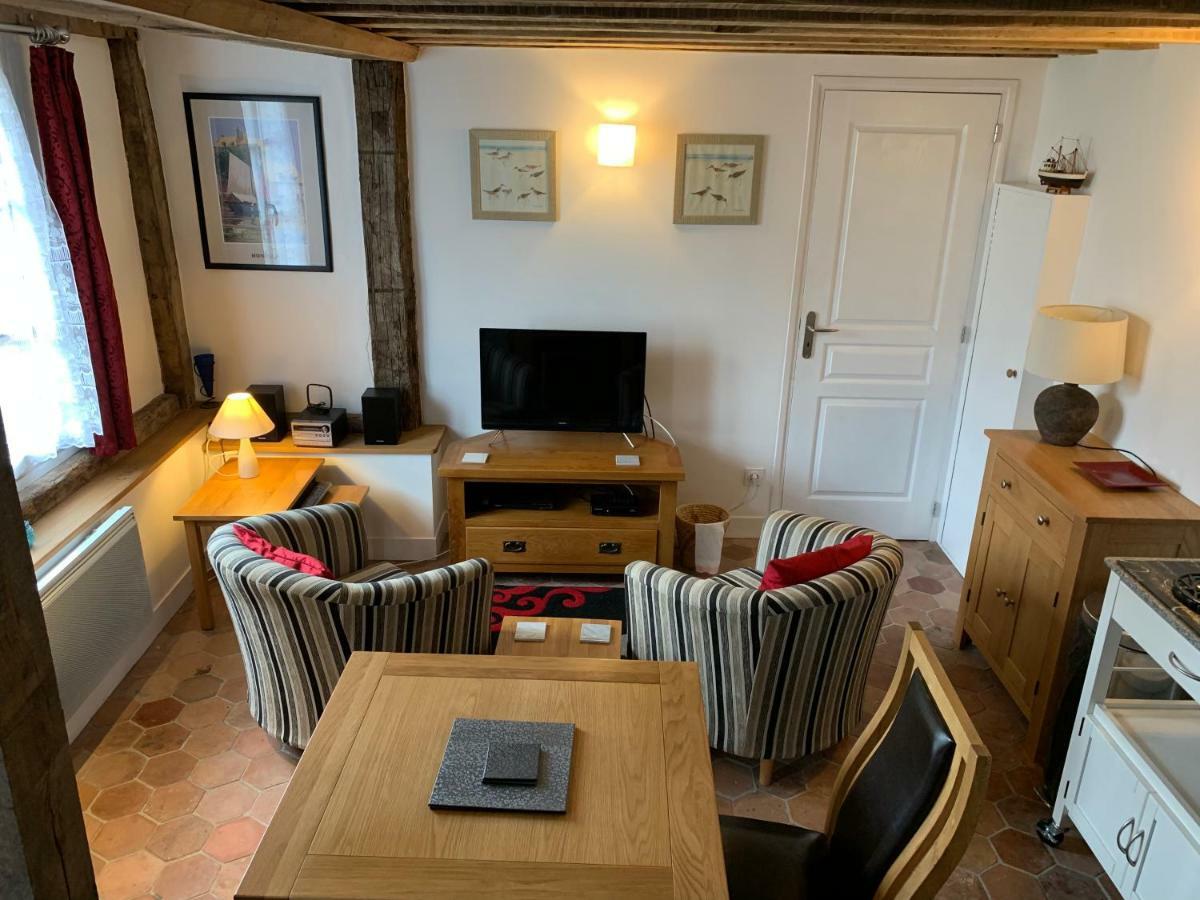 Apple & Cherry Tree Cottages Honfleur Bagian luar foto